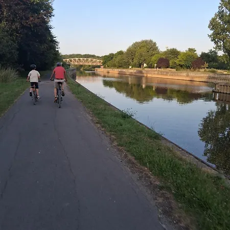 Le Halage, Charmante Maison En Bordure De Riviere Ferienhaus
