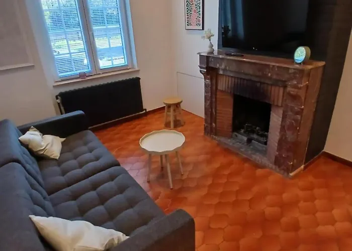 Hébergement de vacances Le Halage, Charmante Maison En Bordure De Rivière *